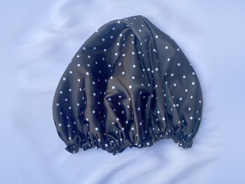 کلاه خواب ساتن خالخالی مشکی