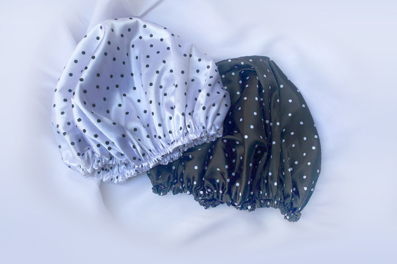 کلاه خواب ساتن خالخالی سفید